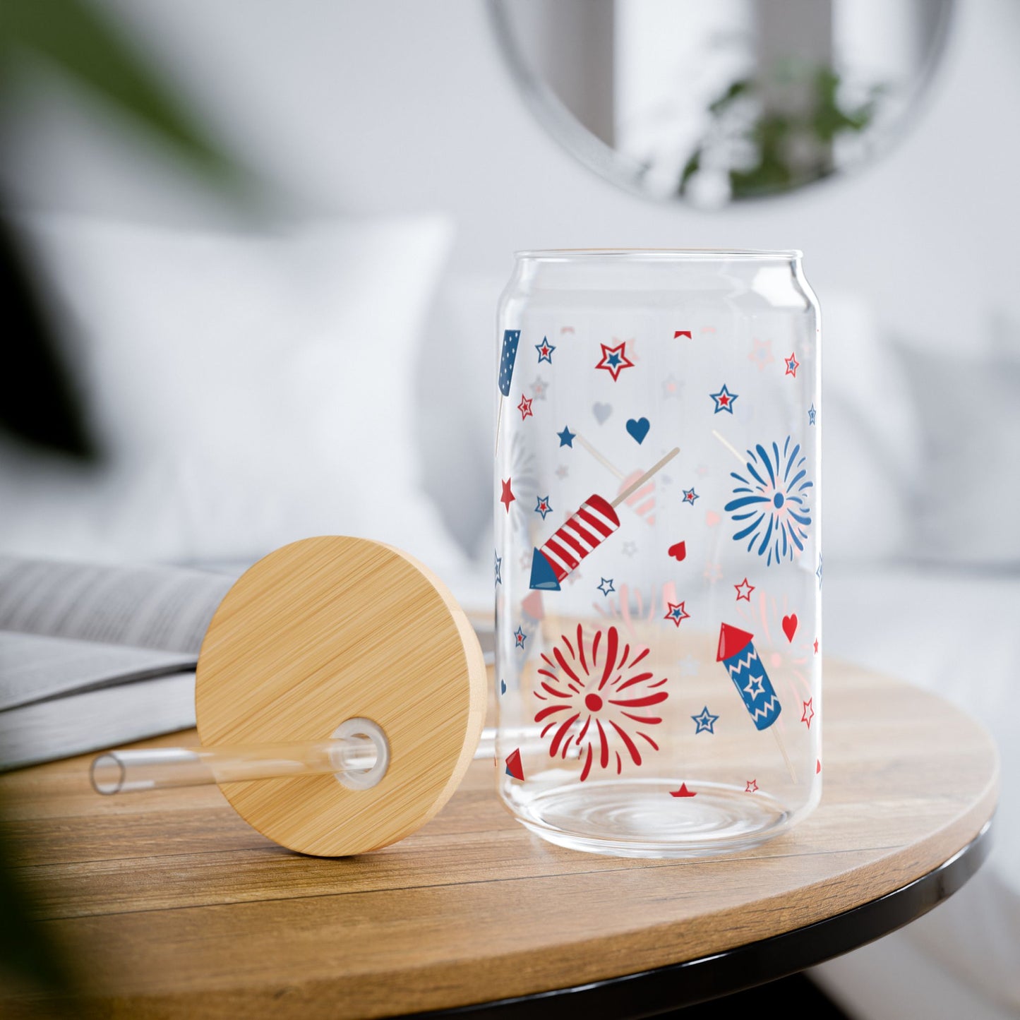Patriotic Firework Sipper Glass – 16oz Firework Design for Celebrations